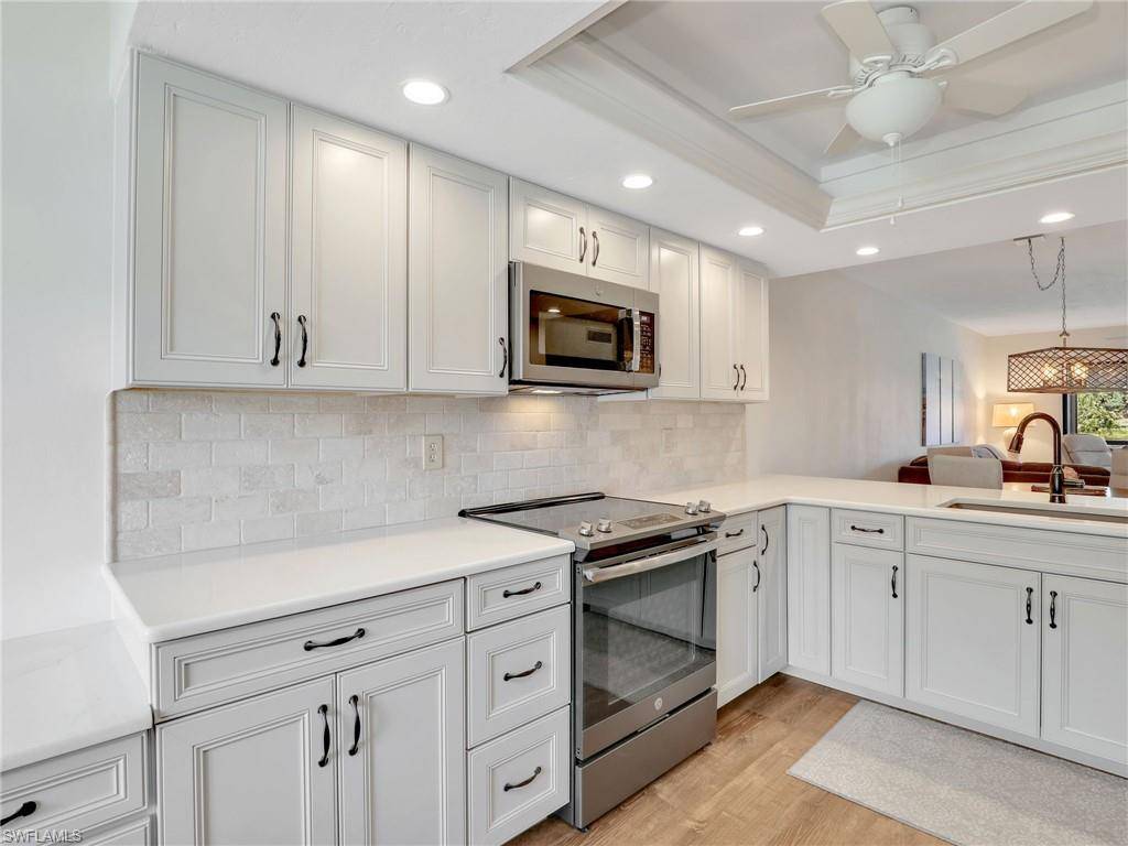 Fort Myers, FL 33912,13111 Cross Creek BLVD #208