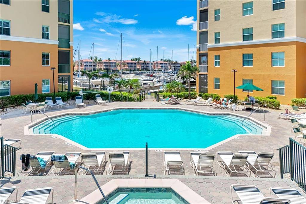 Punta Gorda, FL 33955,2090 Matecumbe Key RD #1404