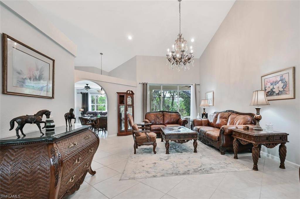 Naples, FL 34109,6545 Chestnut CIR