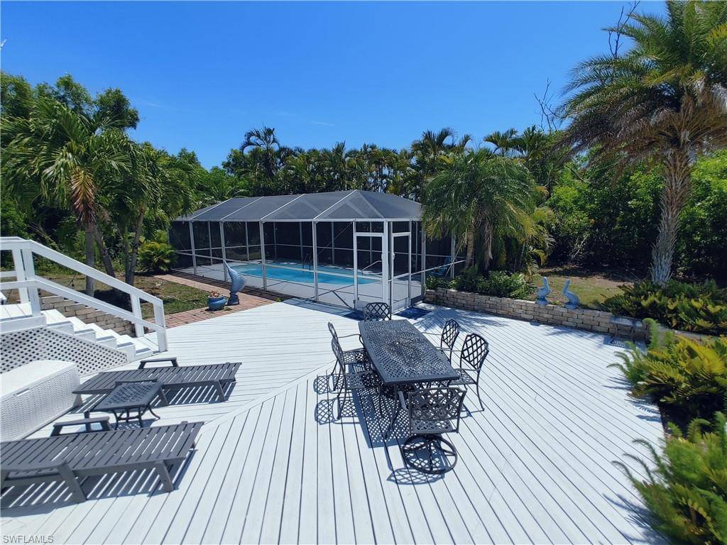 Bokeelia, FL 33922,5561 Blyth CT