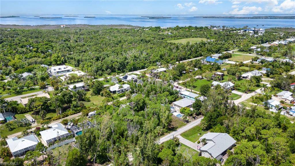 Bokeelia, FL 33922,7333 Sundiet BLVD