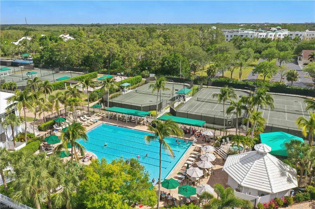 Naples, FL 34110,1390 Sweetwater CV #203