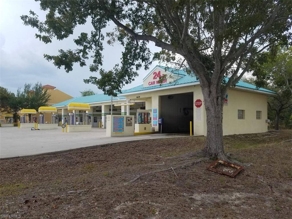 Cape Coral, FL 33914,4628 Chiquita BLVD S