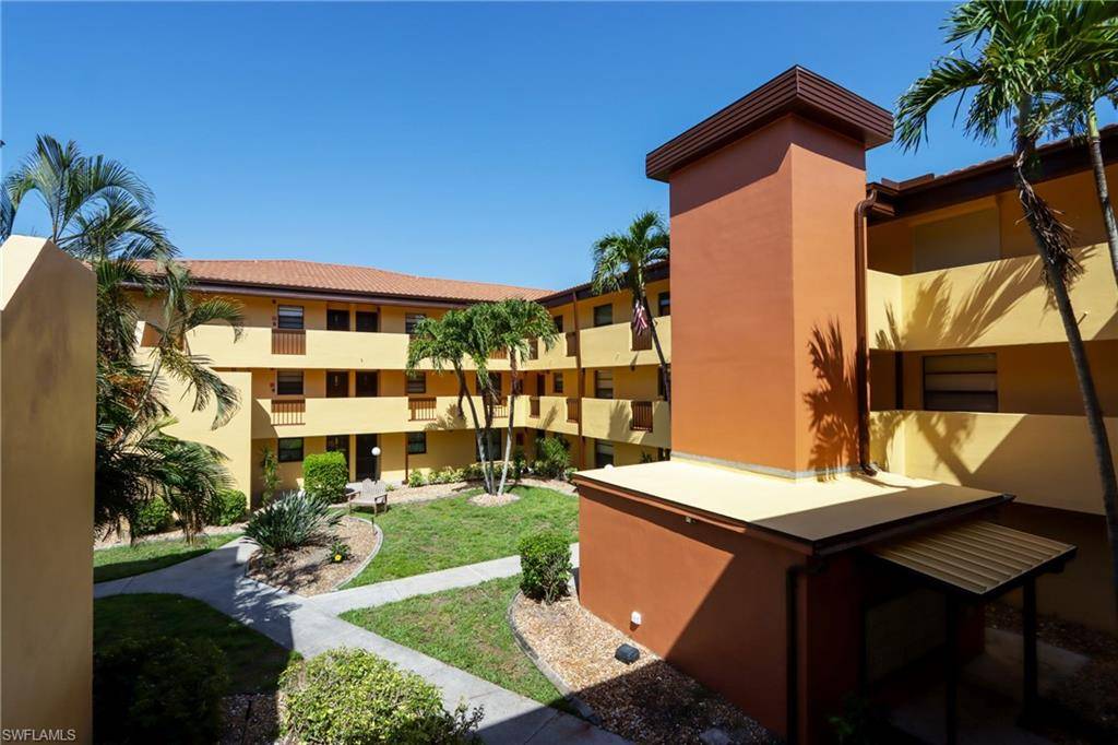 Fort Myers, FL 33919,6110 Whiskey Creek DR #212