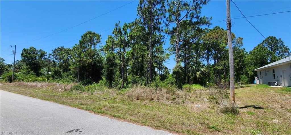 Lehigh Acres, FL 33974,332 Lillon AVE S