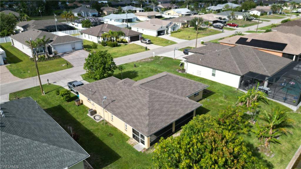 Cape Coral, FL 33990,323 SE 16th ST