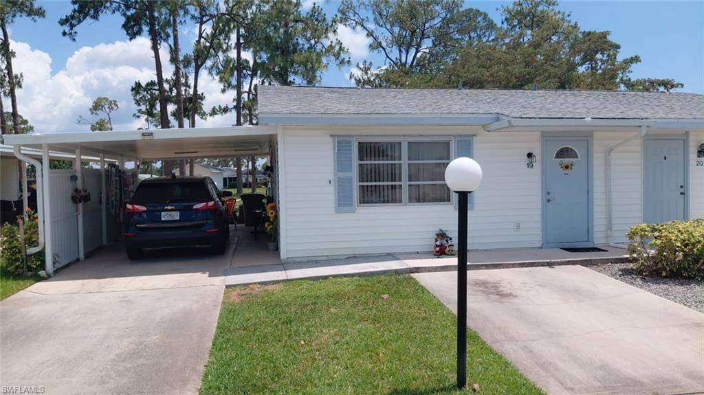 Lehigh Acres, FL 33936,19 Pinewood BLVD