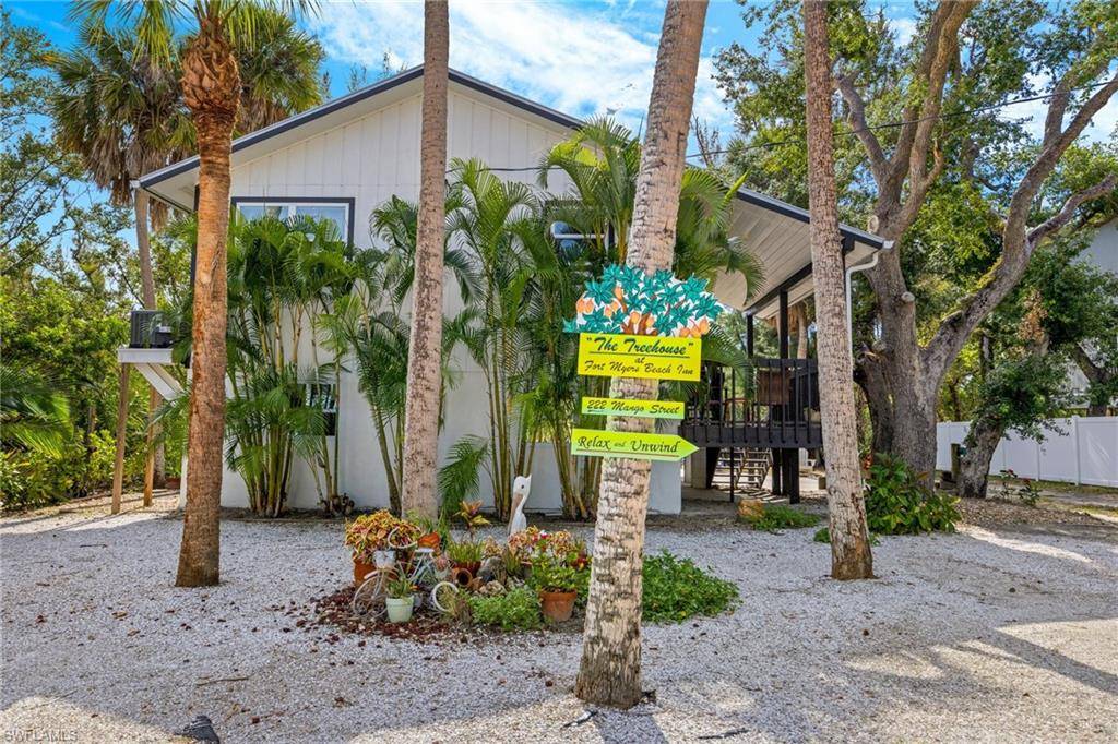 Fort Myers Beach, FL 33931,222 Mango ST