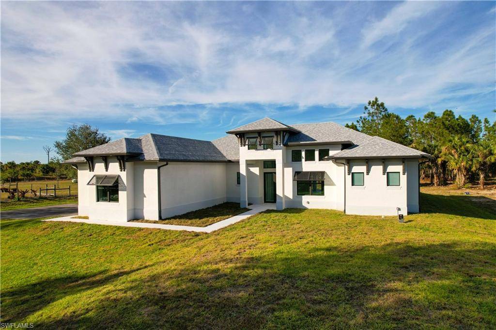 Naples, FL 34117,2583 18th AVE SE