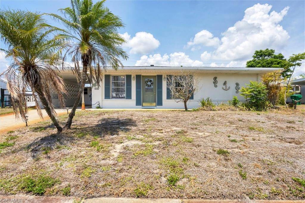 Port Charlotte, FL 33952,330 Lasayette DR NE