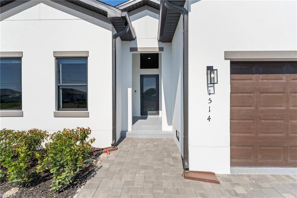 Cape Coral, FL 33909,1113 NE 2nd AVE