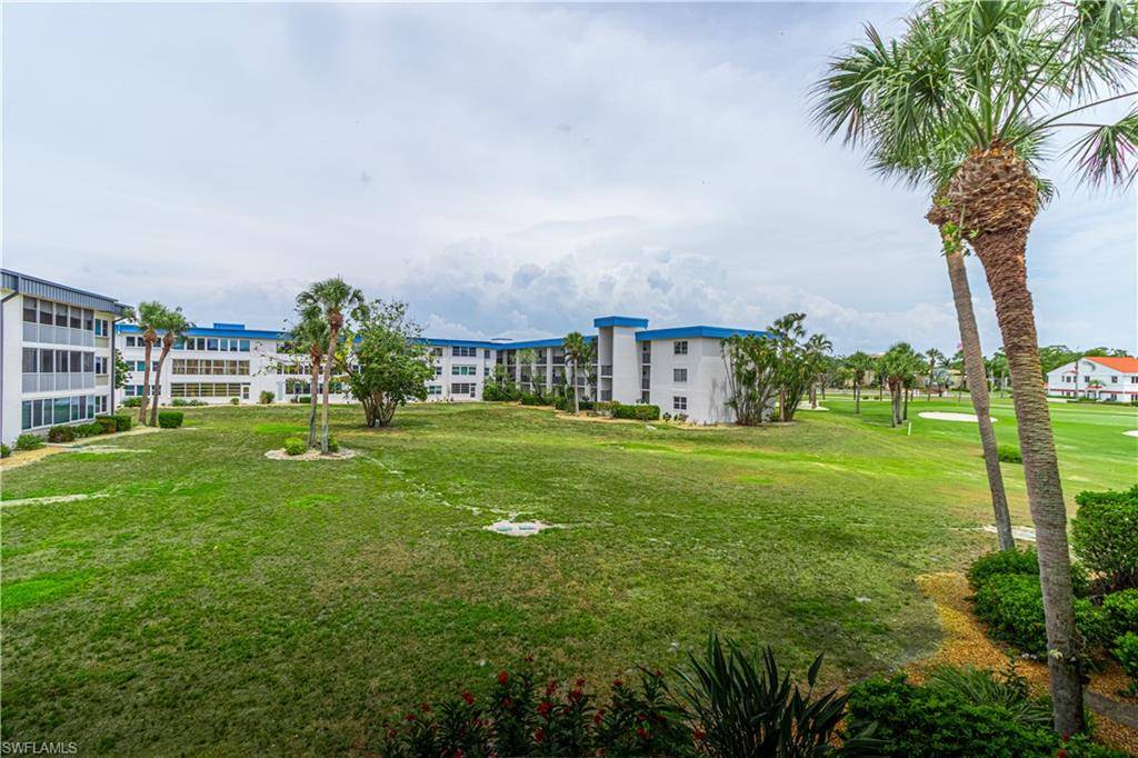 Fort Myers, FL 33907,1740 Pine Valley DR #211