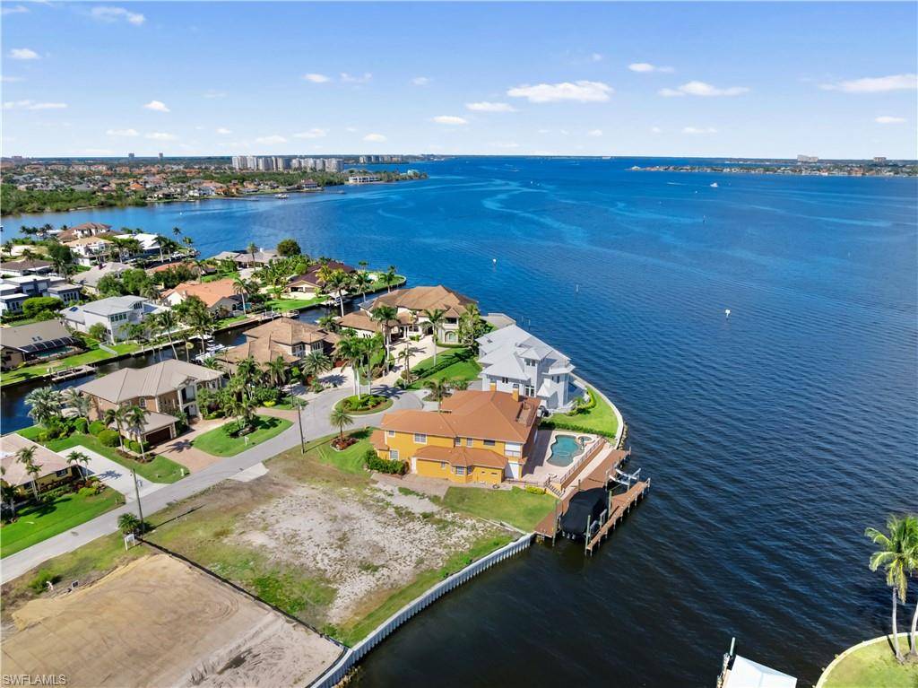 Fort Myers, FL 33919,799 Cypress Lake CIR