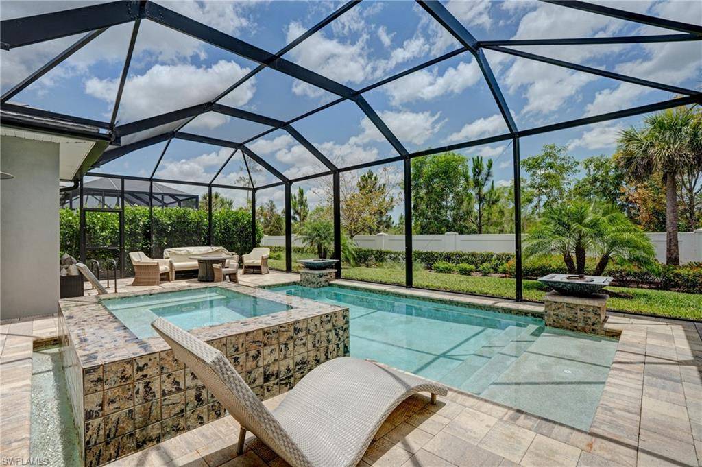 Naples, FL 34114,9292 Cayman DR