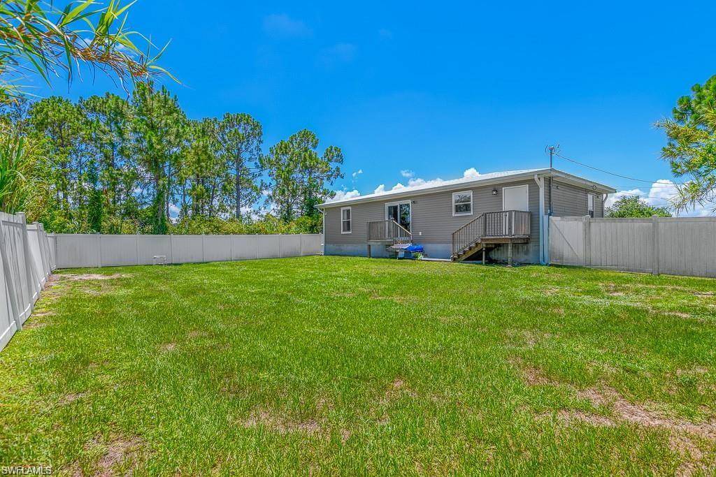 Lehigh Acres, FL 33976,2916 9th ST SW