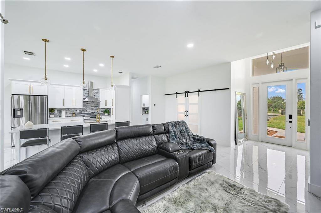 Naples, FL 34120,3385 35th AVE NE