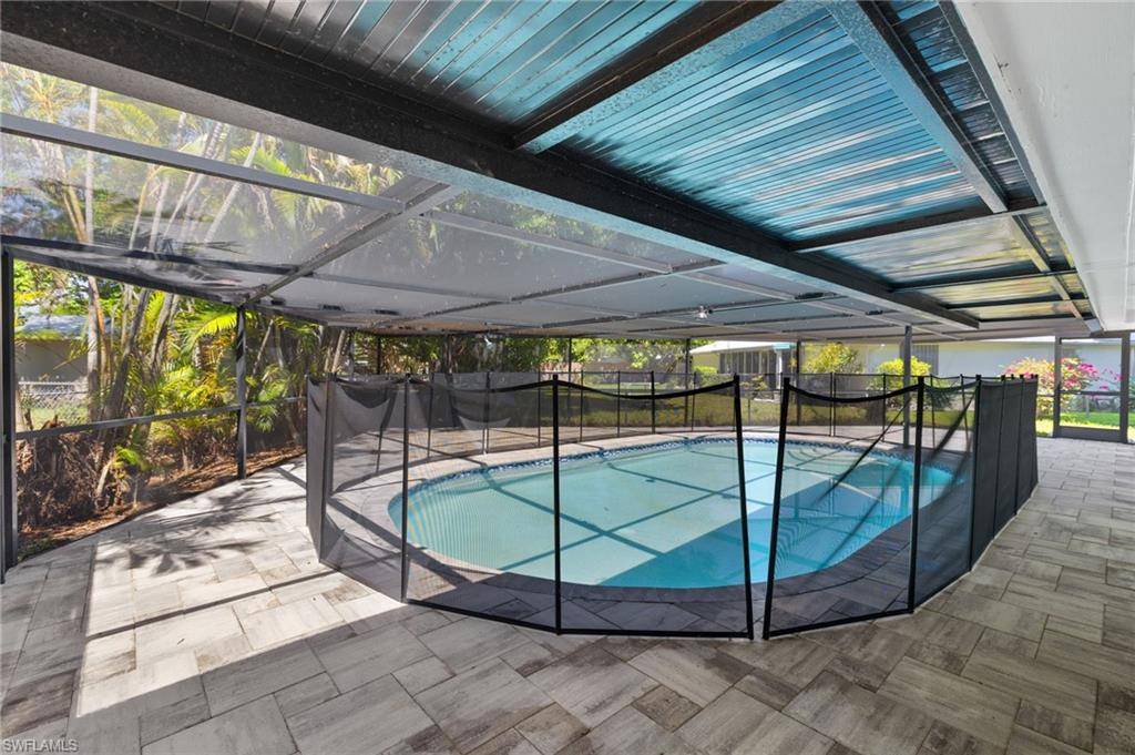 North Fort Myers, FL 33903,1668 White Plains TER