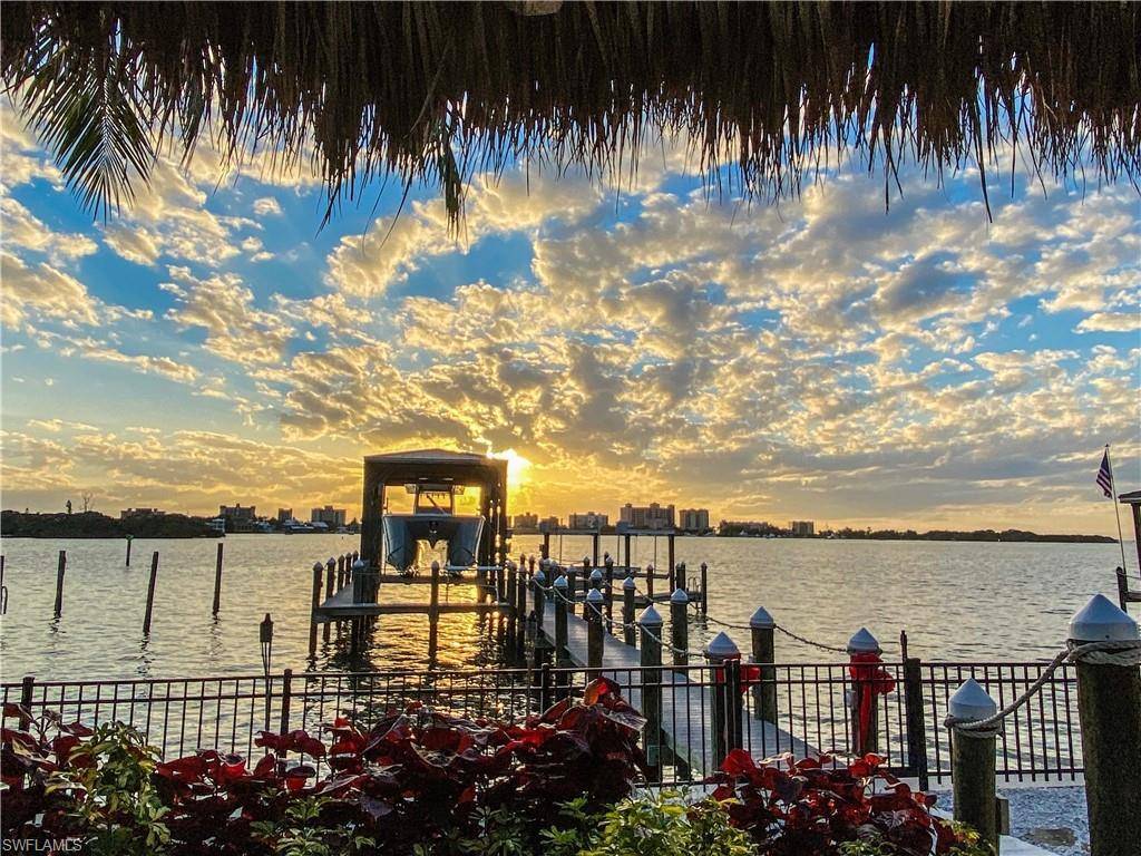 Fort Myers Beach, FL 33931,855 San Carlos DR