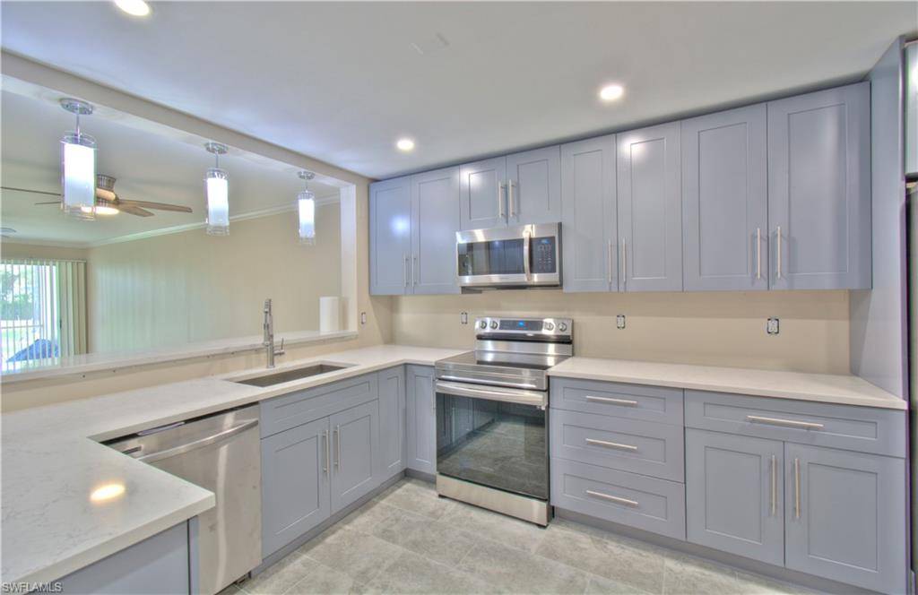Naples, FL 34104,776 Landover CIR #101