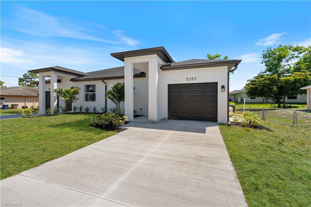 Lehigh Acres, FL 33973,5205/5207 26th ST SW