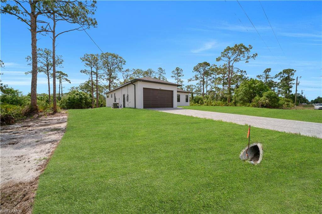 Lehigh Acres, FL 33972,920 Palmetto AVE E