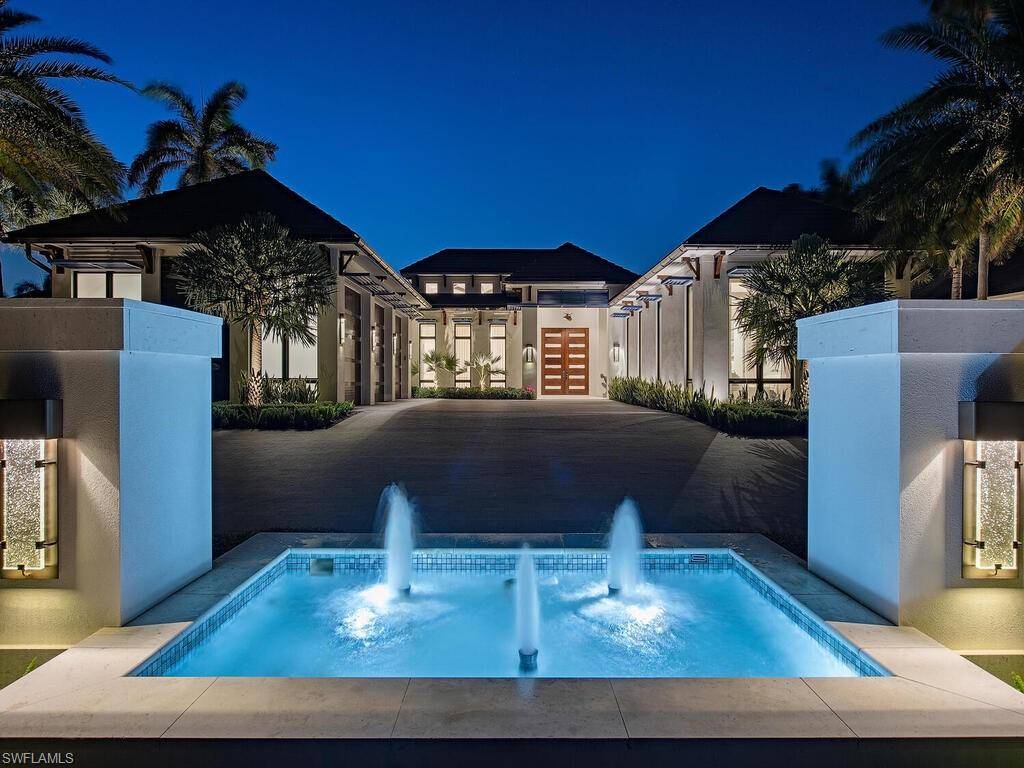 Naples, FL 34102,661 Galleon DR