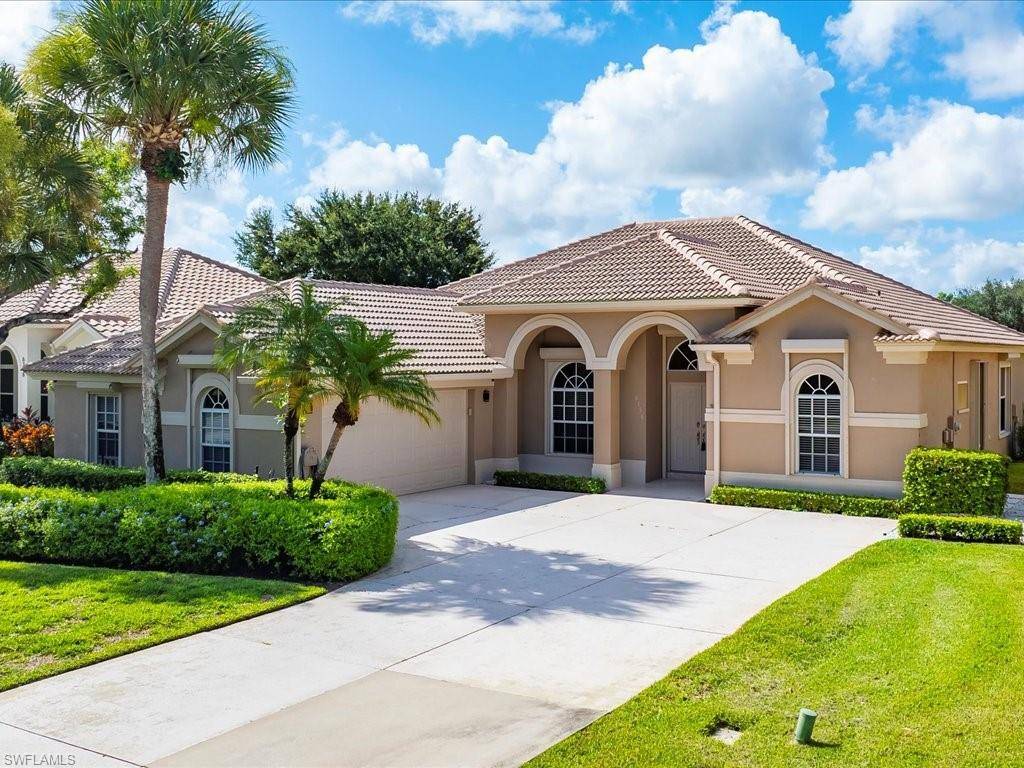Naples, FL 34109,6354 Old Mahogany CT