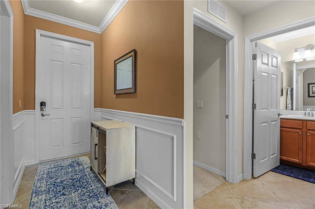 Naples, FL 34113,9731 Acqua CT #537