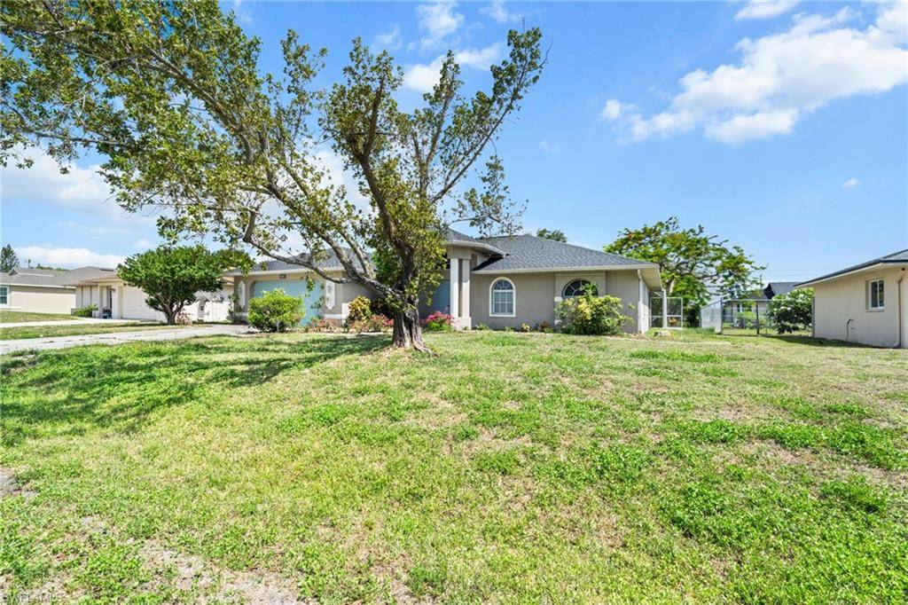 Cape Coral, FL 33990,164 SE 19th LN