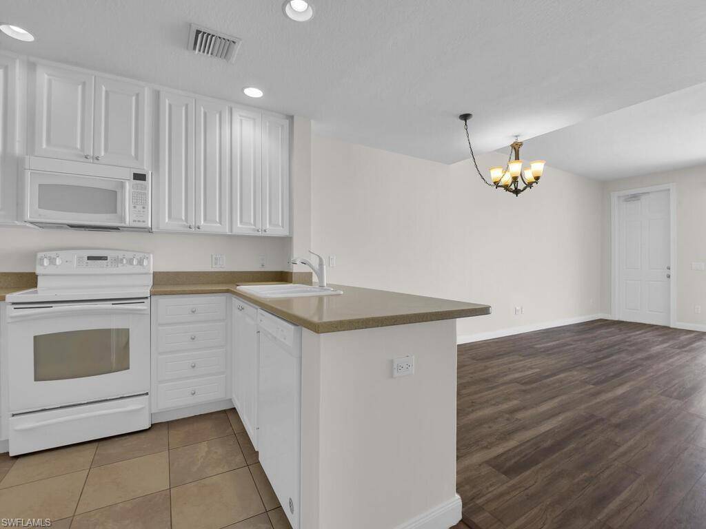 Bonita Springs, FL 34135,15068 Blue Marlin TER