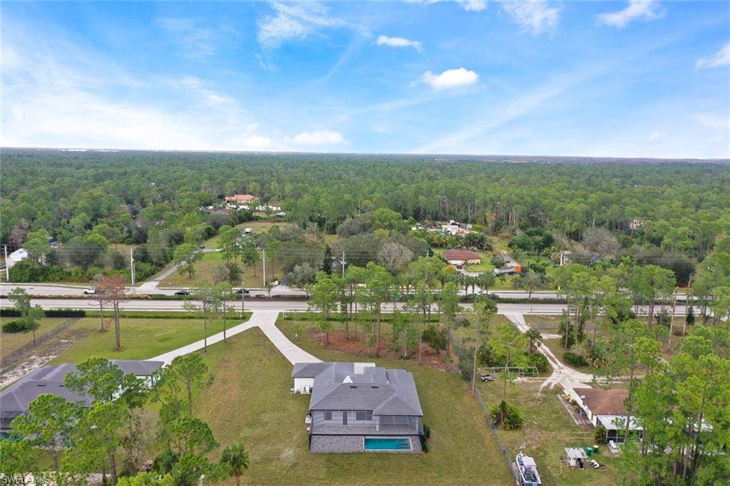 Naples, FL 34117,2806-2840 Golden Gate BLVD W