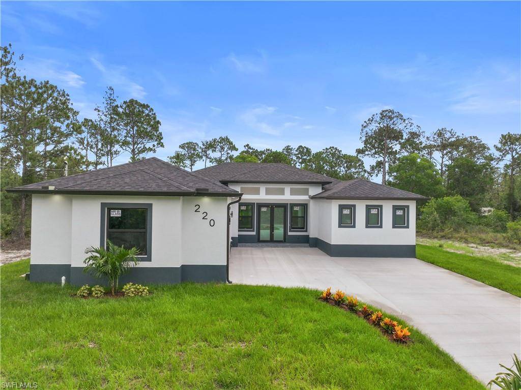 Lehigh Acres, FL 33936,220 Wellington AVE
