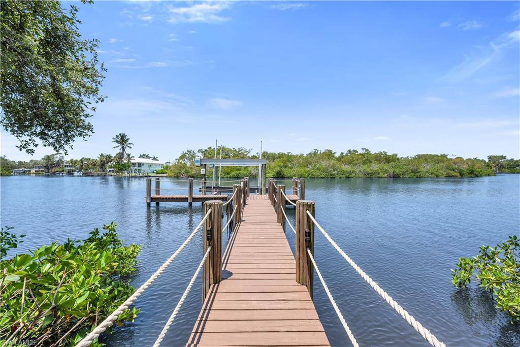 Bonita Springs, FL 34134,4111 Harbor Oaks CT