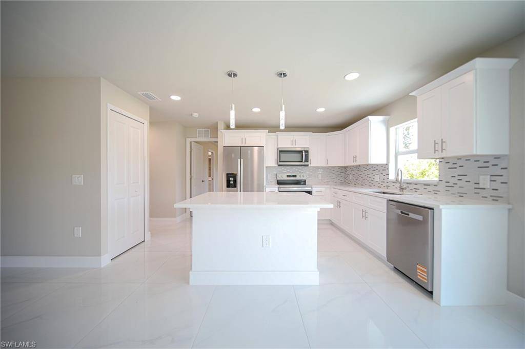 Lehigh Acres, FL 33972,1895 Weldon AVE