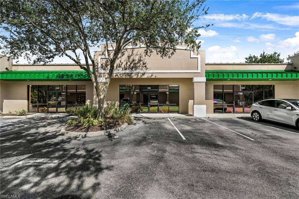 Fort Myers, FL 33912,8991 Daniels Center DR #103 & #104