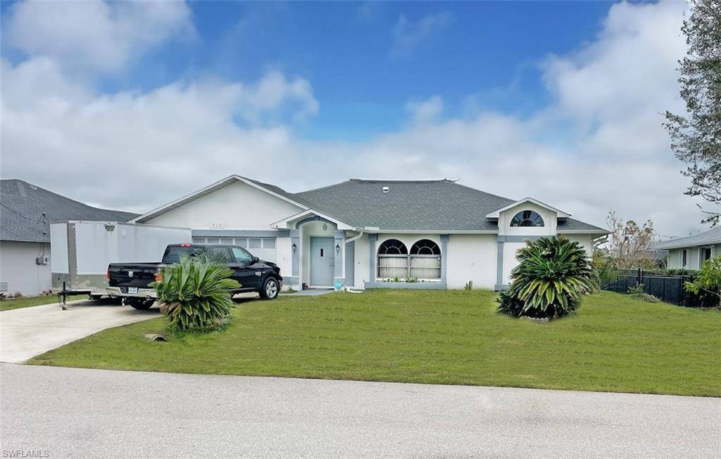 Cape Coral, FL 33990,215 SE 1st PL