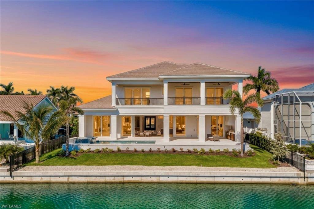 Marco Island, FL 34145,860 Banyan CT
