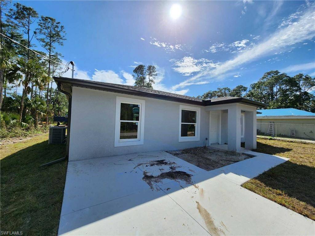 Lehigh Acres, FL 33971,3523 49th ST W