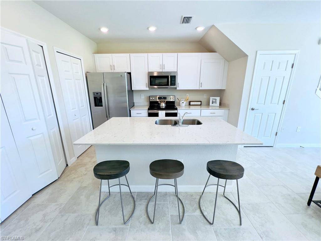 Fort Myers, FL 33905,14297 Oviedo Place #14297