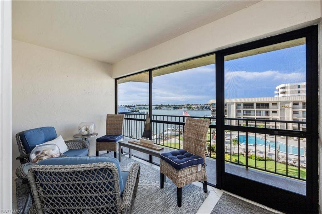Naples, FL 34103,3200 Gulf Shore BLVD N #403