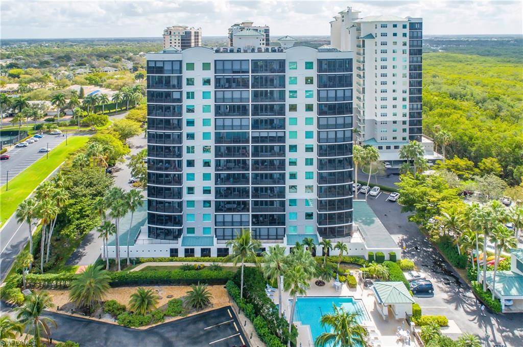 Naples, FL 34110,430 Cove Tower DR #501