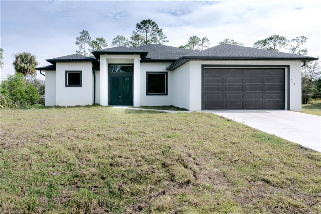 Lehigh Acres, FL 33972,718 Calvin AVE
