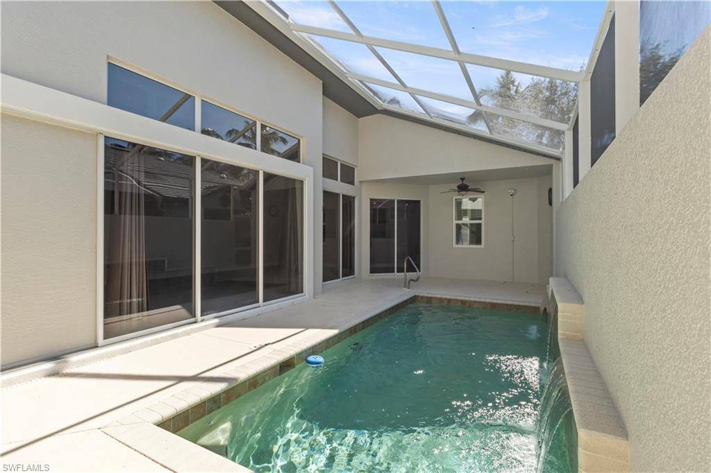 Naples, FL 34119,1757 Tarpon Bay DR S #57