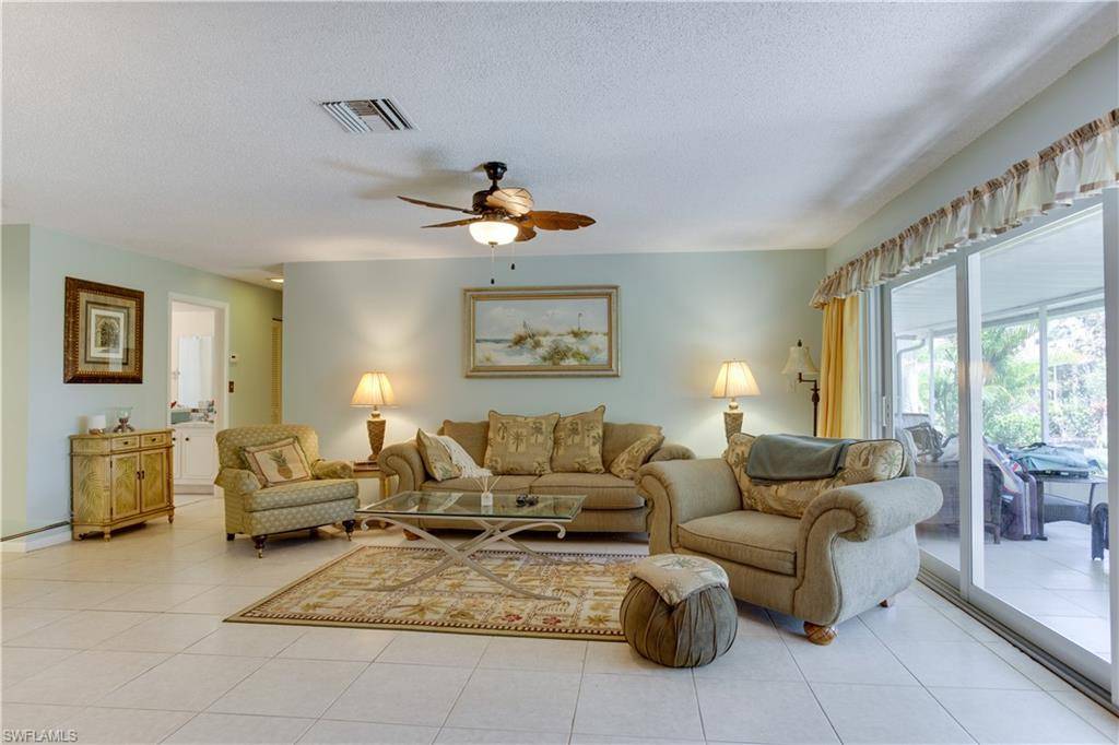 Naples, FL 34112,385 Palm DR #1732