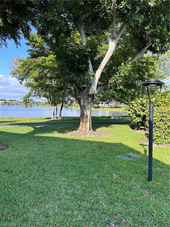 Naples, FL 34112,3062 Kings Lake BLVD #7511