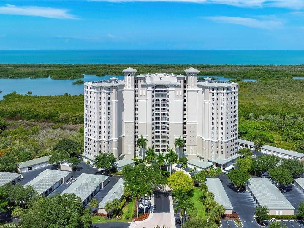 Naples, FL 34110,1001 Arbor Lake DR #608
