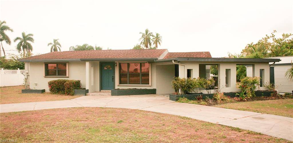 Fort Myers, FL 33905,289 Coral DR