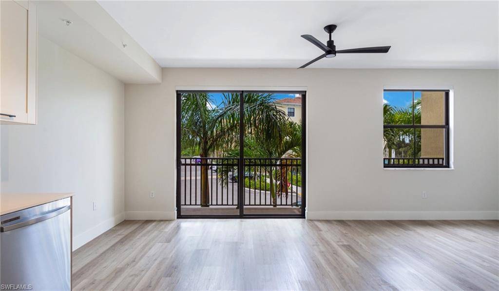 Estero, FL 33928,22980 Vista Edera CIR #1-203