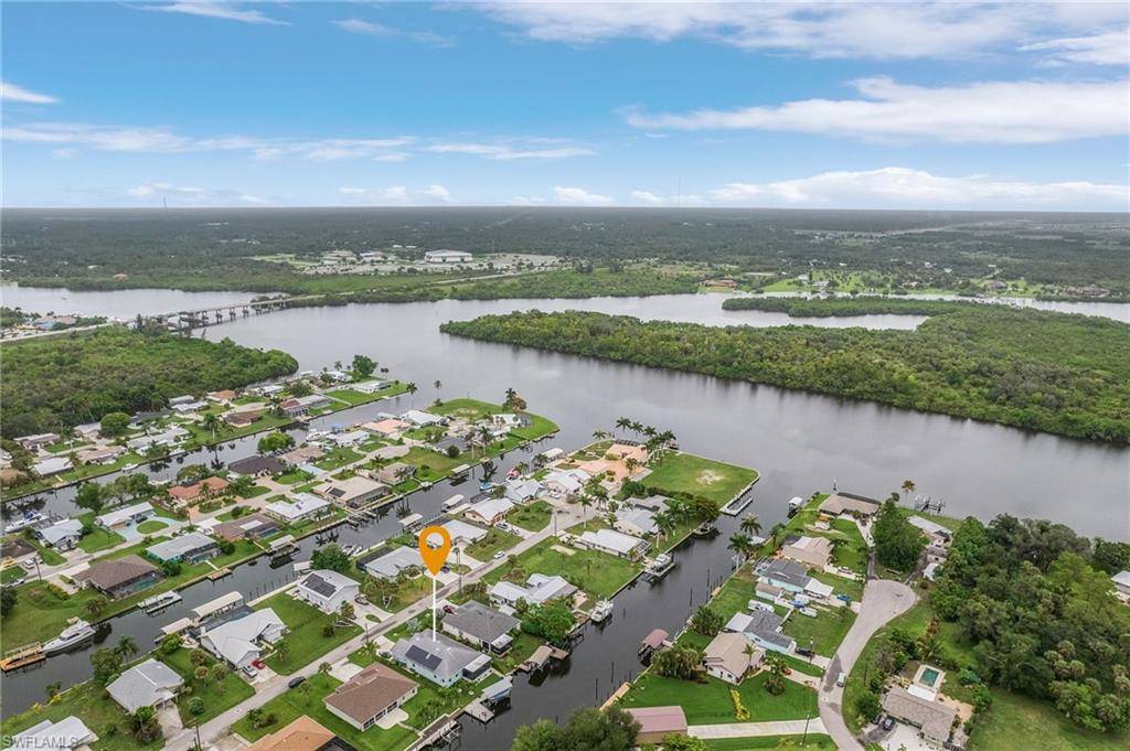 Fort Myers, FL 33905,2220 Isle Of Pines AVE