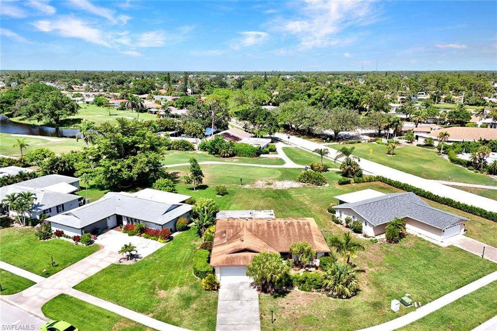 Naples, FL 34112,4305 Beechwood Lake DR